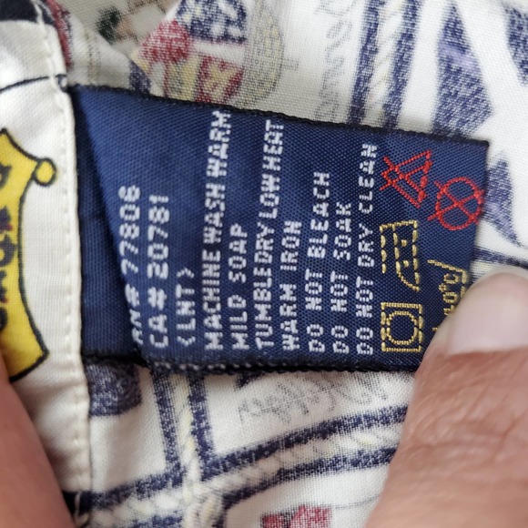 VTG Tommy Hilfiger All Over Flag Pattern Short Sleeved Button Down Shirt Sz M - Picture 5 of 7